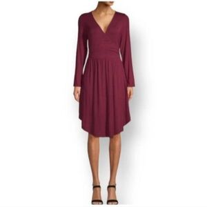 LOVE SADIE BURGUNDY V-NECK LONG SLEEVE DRESS SZ.L EUC